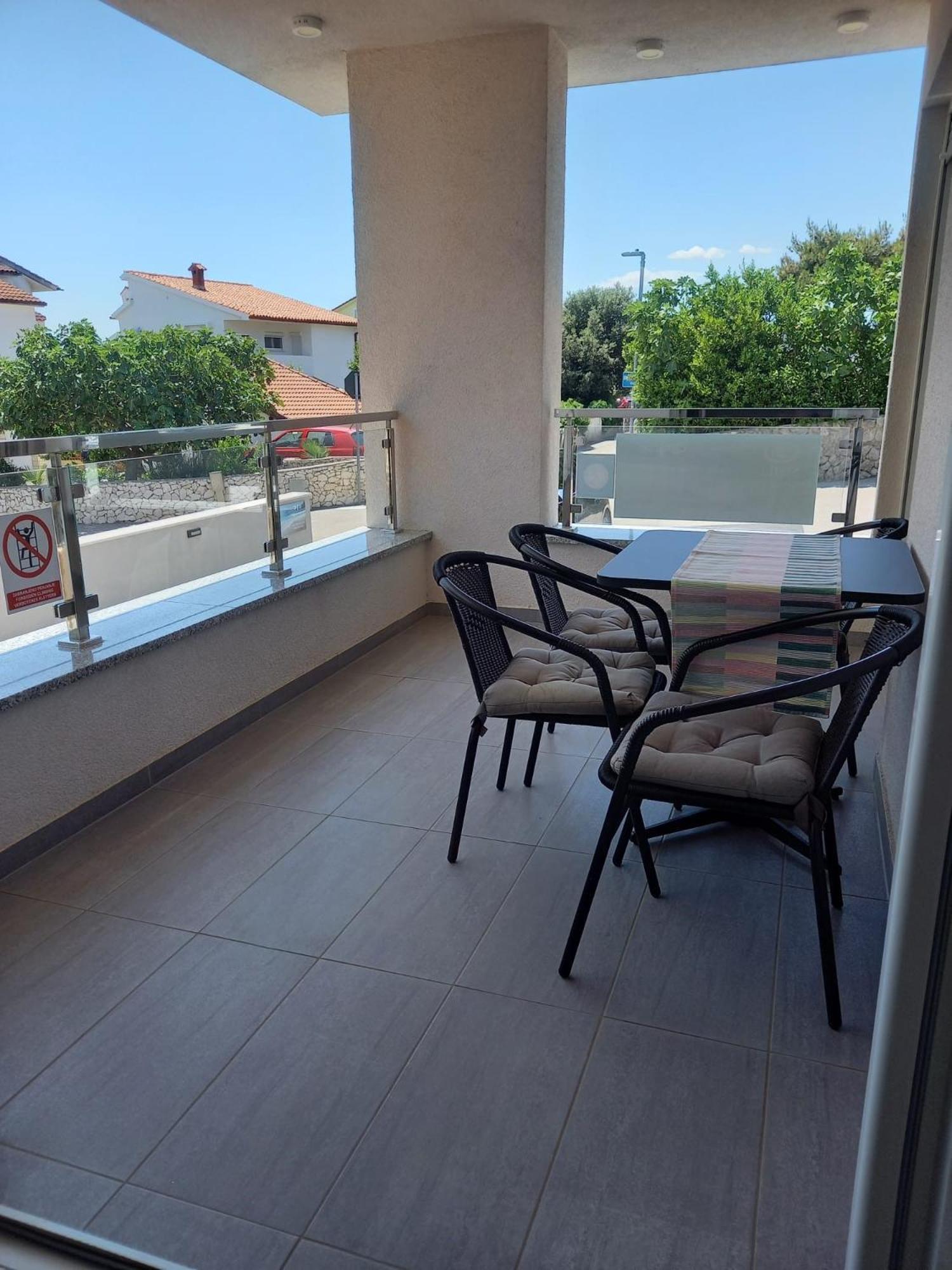 Apartments Stella Krk Town Kültér fotó